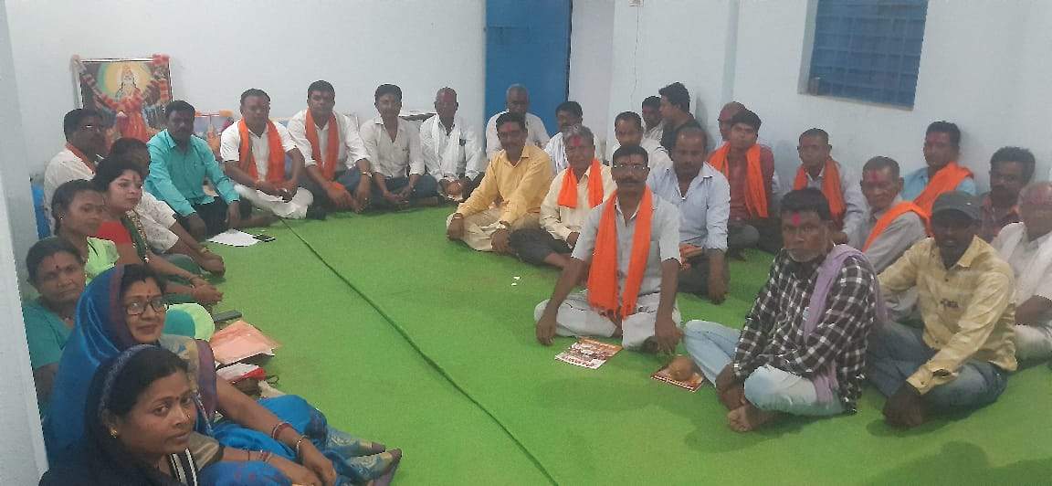 पूर्व विधायक श्रवण मरकाम ने कार्यकर्ताओं में जोश भरा