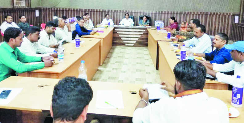 कुरुद नगर पंचायत में इस बार हंगामा नहीं, शांति से हुई बैठक