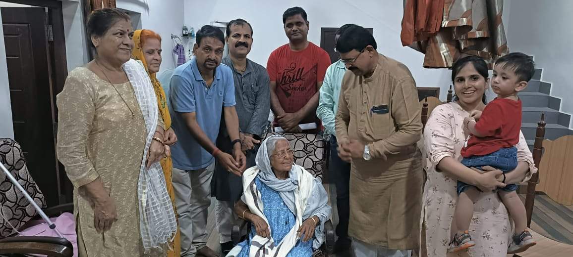 मीसाबंदी परिवारों की पेंशन तत्काल बहाल करें भूपेश सरकार-सच्चिदानंद