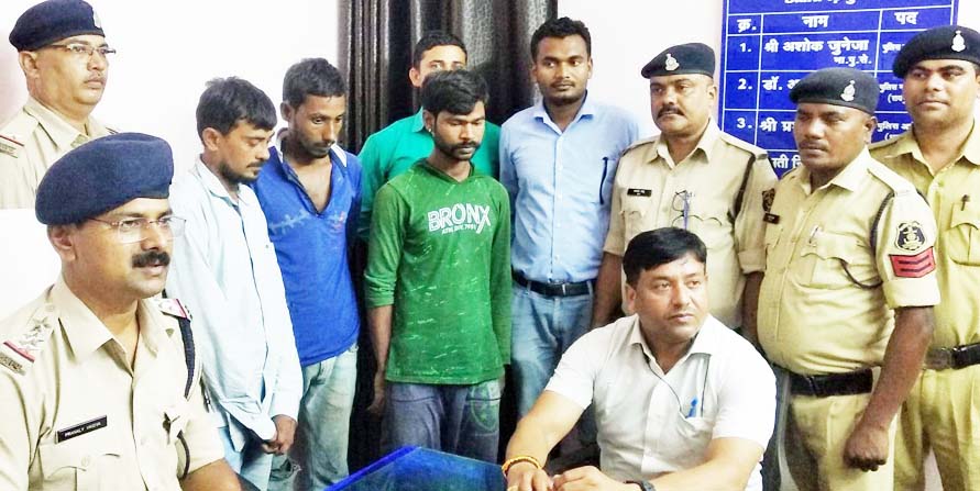 चोरी के 3 आरोपी पकड़ाए