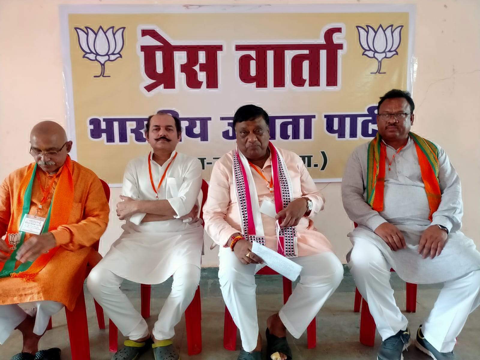 अग्निपथ पर मुद्दाविहीन विपक्ष कर रहा है स्वार्थ की राजनीति-नारायण चंदेल