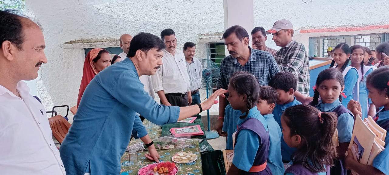 पढ़ाई के साथ-साथ शिक्षा संस्कार अति आवश्यक-जपं उपाध्यक्ष