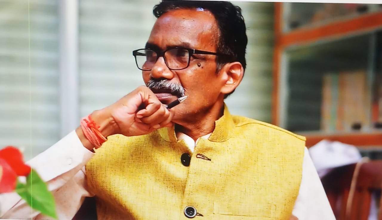 दुर्गा का उपन्यास एमए हिंदी पाठ्यक्रम में शामिल दुर्गा का उपन्यास एमए हिंदी पाठ्यक्रम में शामिल