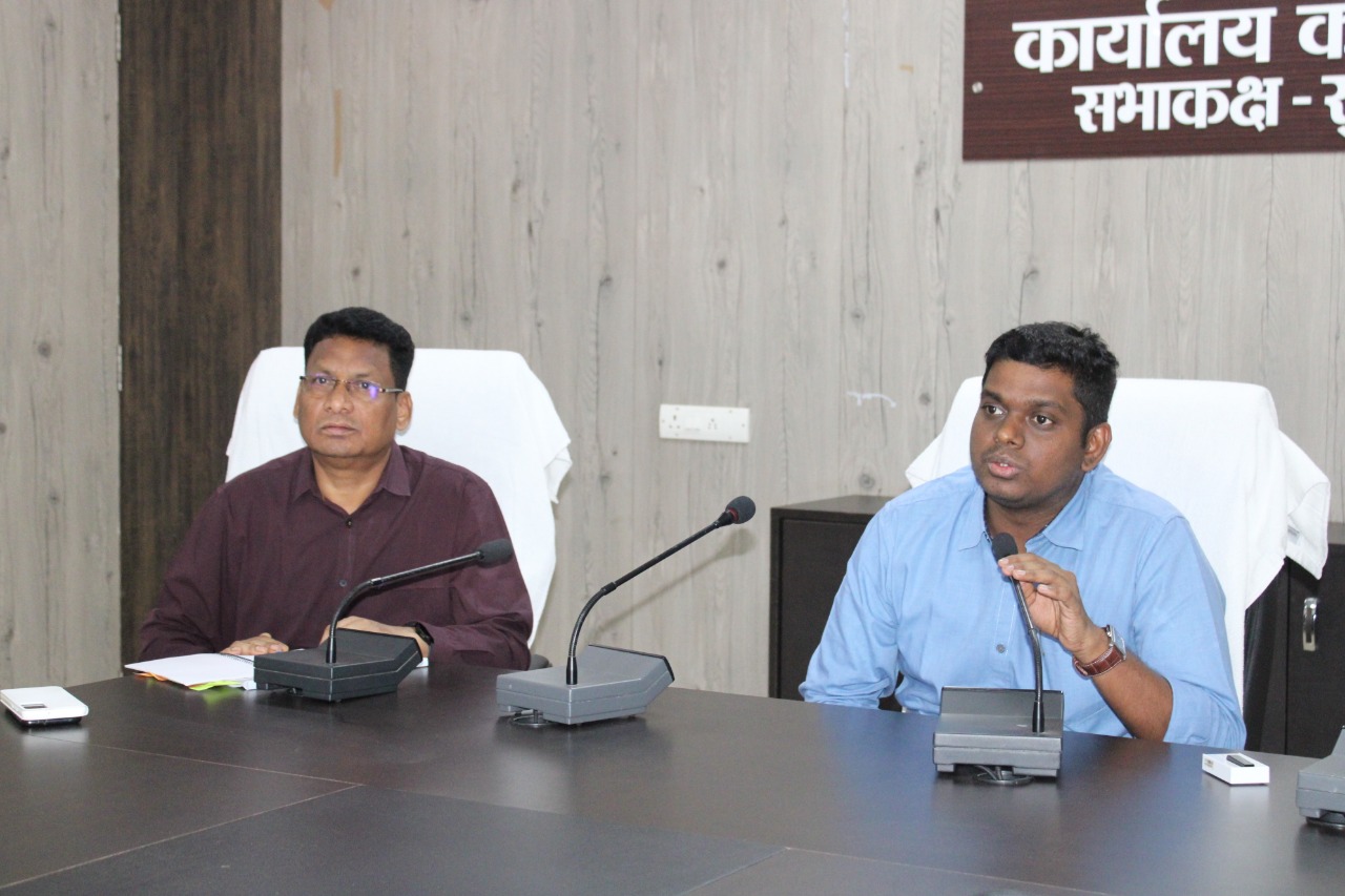 नए कलेक्टर  हरिस. एस ने संभाला कार्यभार