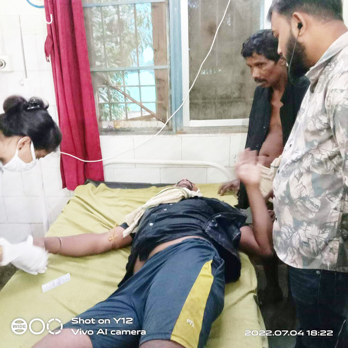 पिकनिक मनाने आए युवक पर गिरी गाज, घायल को डायल 112 ने पहुंचाया अस्पताल पिकनिक मनाने आए युवक पर गिरी गाज, घायल को डायल 112 ने पहुंचाया अस्पताल
