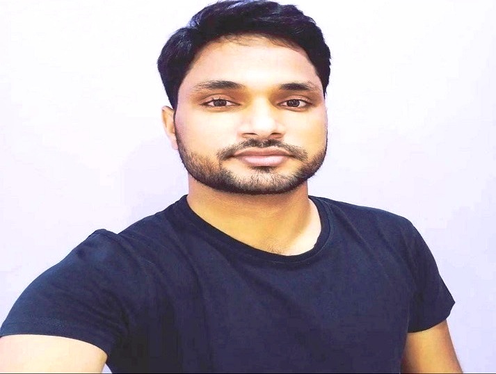 गर्लफ्रैंड की दूसरी जगह शादी तय होने से निराश विवि कर्मी ने फांसी लगाई