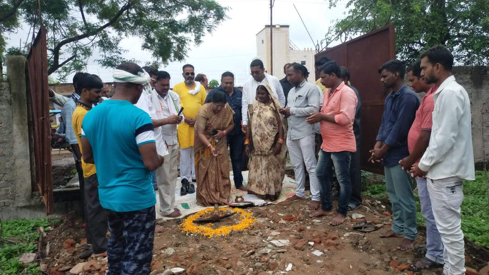 सामुदायिक भवन का मेयर ने किया भूमिपूजन