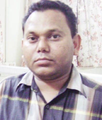 पीएम आवास दिलाने पूर्व पार्षद घोड़ेसवार पर जालसाजी का आरोप