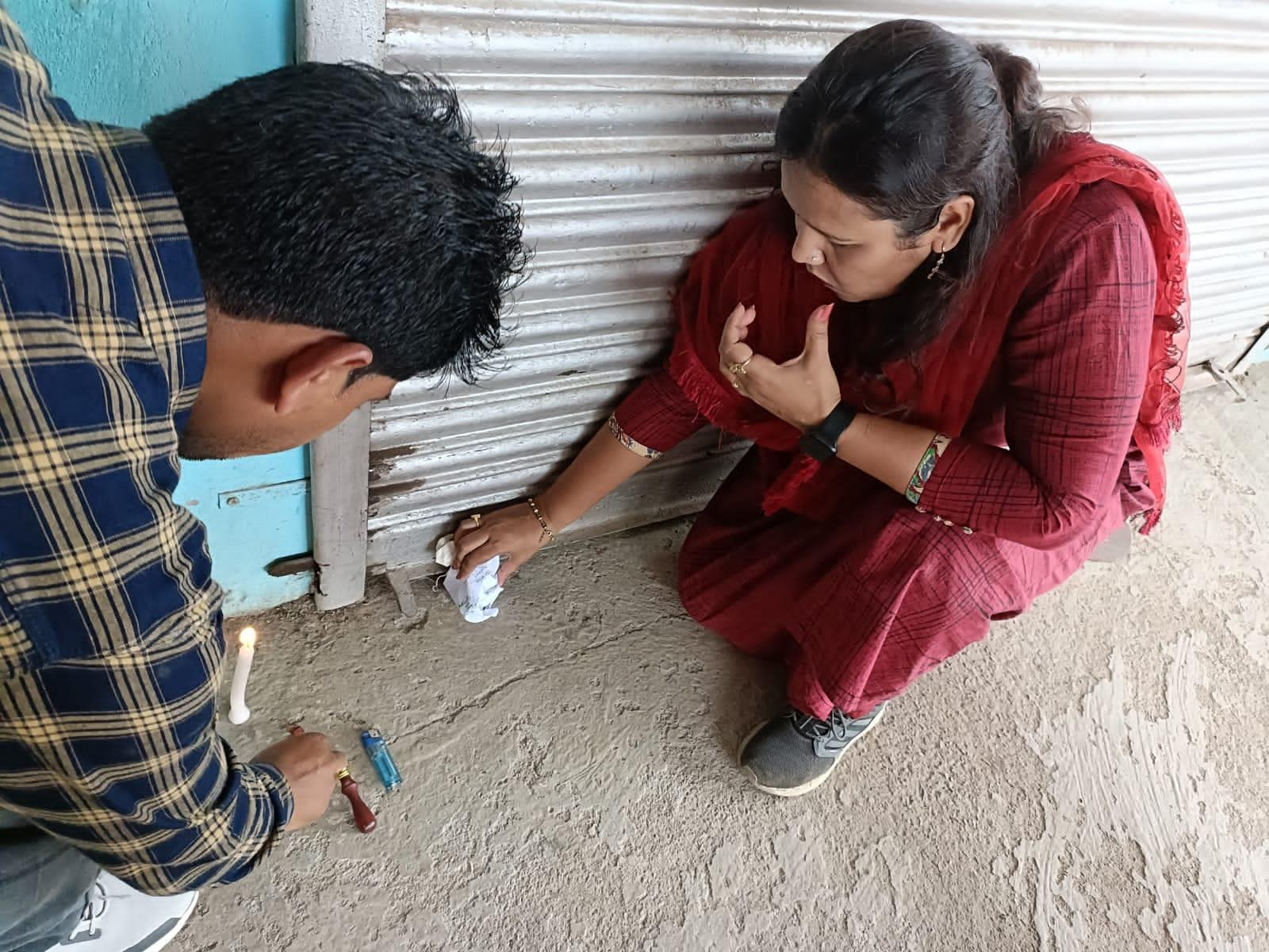 अवैध खाद भंडारण और बिना लाइसेंस उर्वरक बिक्री, दो दुकान सील अवैध खाद भंडारण और बिना लाइसेंस उर्वरक बिक्री, दो दुकान सील