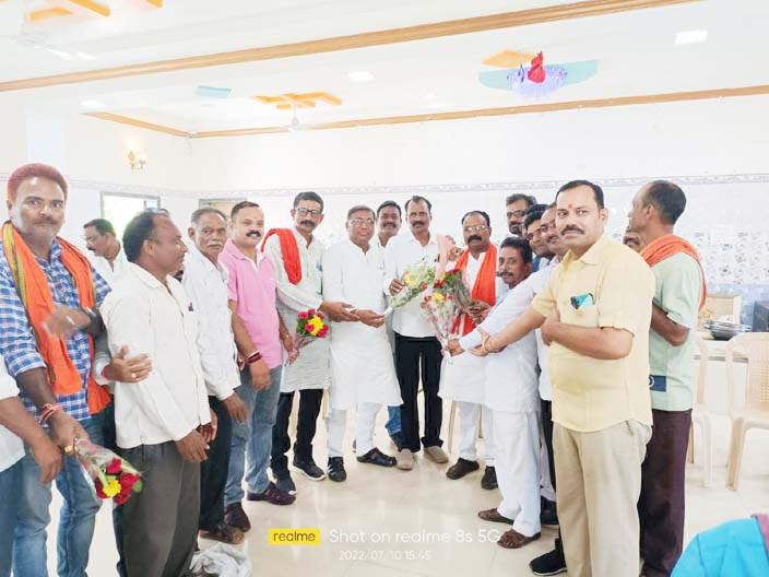 सर्व समाज ने किया लाला साहू का सम्मान सर्व समाज ने किया लाला साहू का सम्मान
