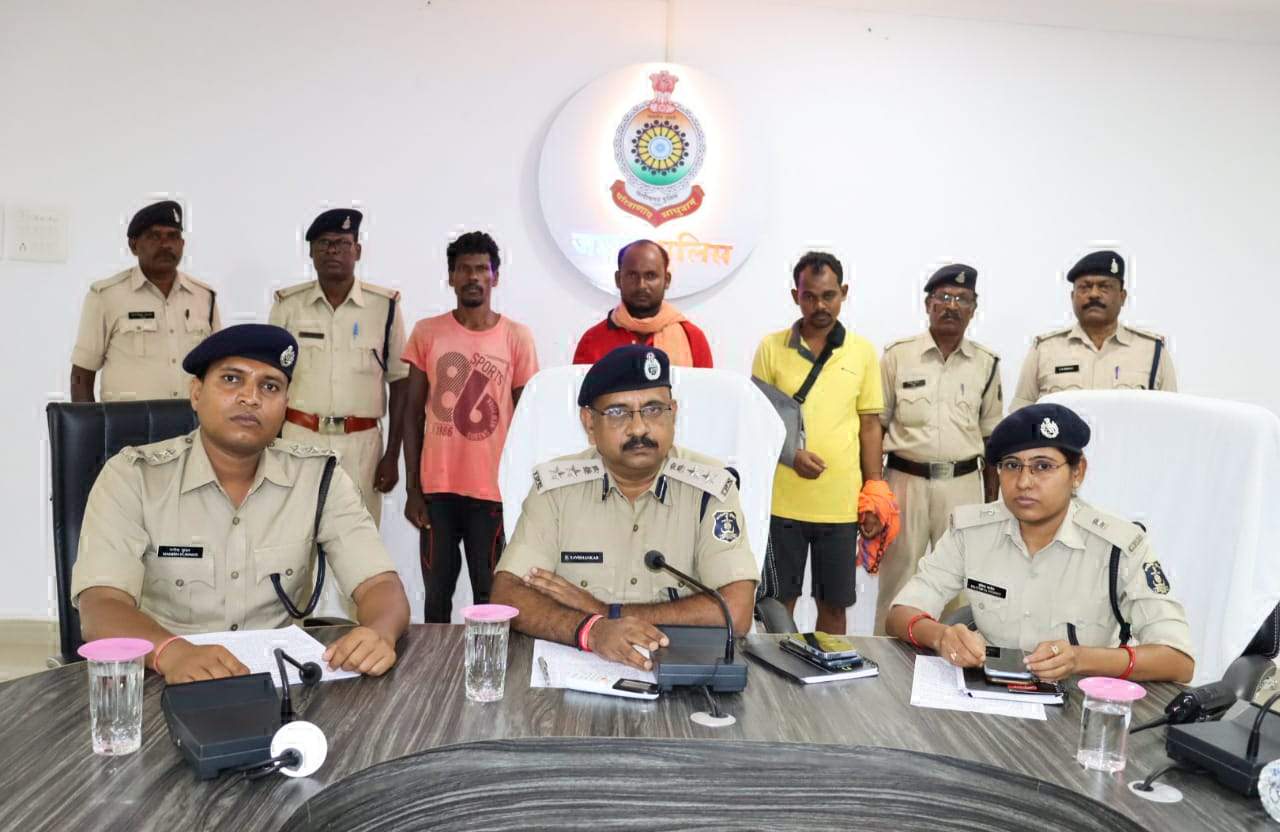 जमीन विवाद : दंपत्ति की सुपारी देकर करवाई थी हत्या, 3 गिरफ्तार