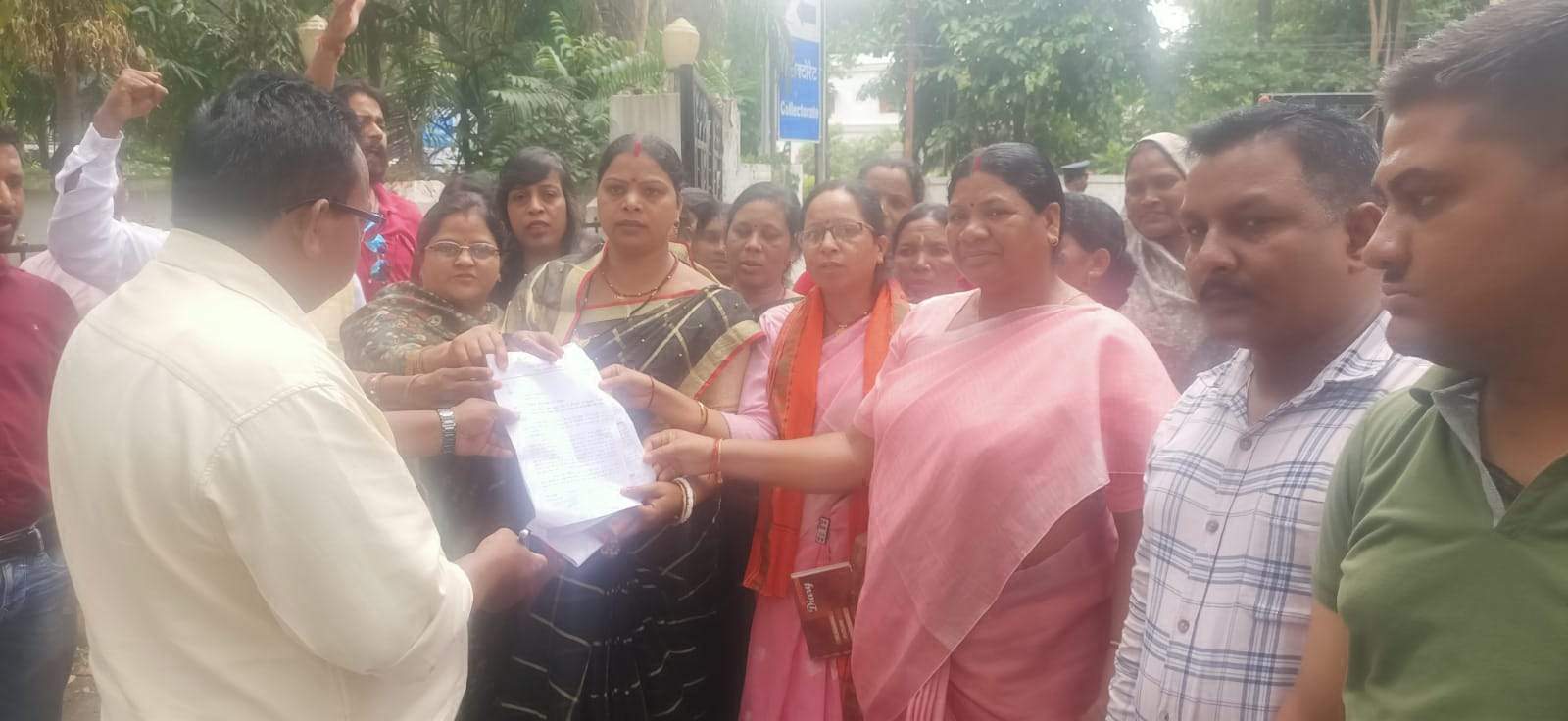 पीडि़तों को न्याय मिले व आरोपियों के खिलाफ सख्त कार्रवाई हो