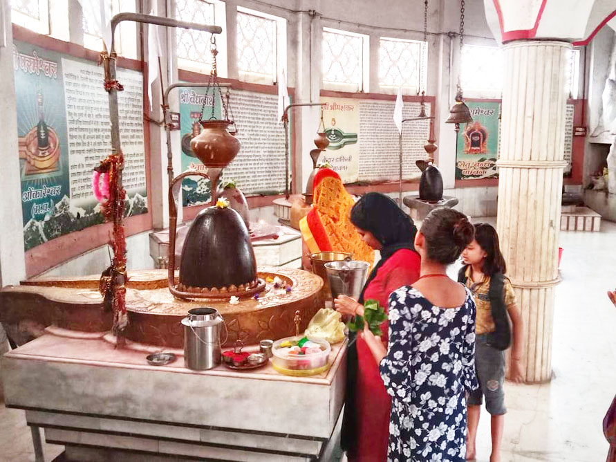 सावन शुरू होते ही शिवालयों में बोल-बम के जयघोष