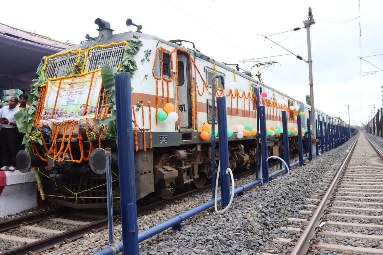 दिल्ली तक ट्रेन की शुरुआत का श्रेय सरगुजावासियों के दृढ़ इच्छाशक्ति और धैर्य को जाता है- अश्विनी