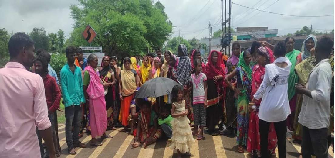 15 दिन से लापता बच्ची का कंकाल झाड़ियों में मिला, आक्रोशित लोगों ने किया चक्काजाम