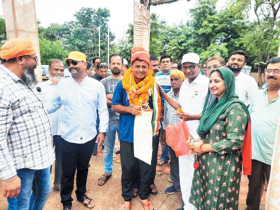 सैनी ने बनाया रिकार्ड, चंदखुरी से पुरी तक 600 किमी पदयात्रा
