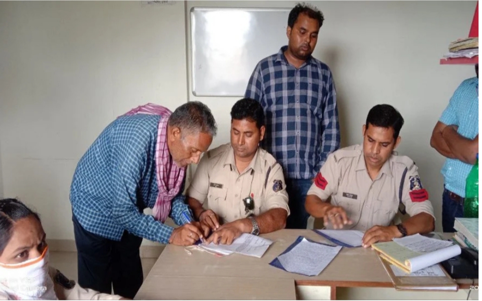 घर में आग लगने से मां व 2 मासूम बेटों की संदिग्ध हालत में जलकर मौत