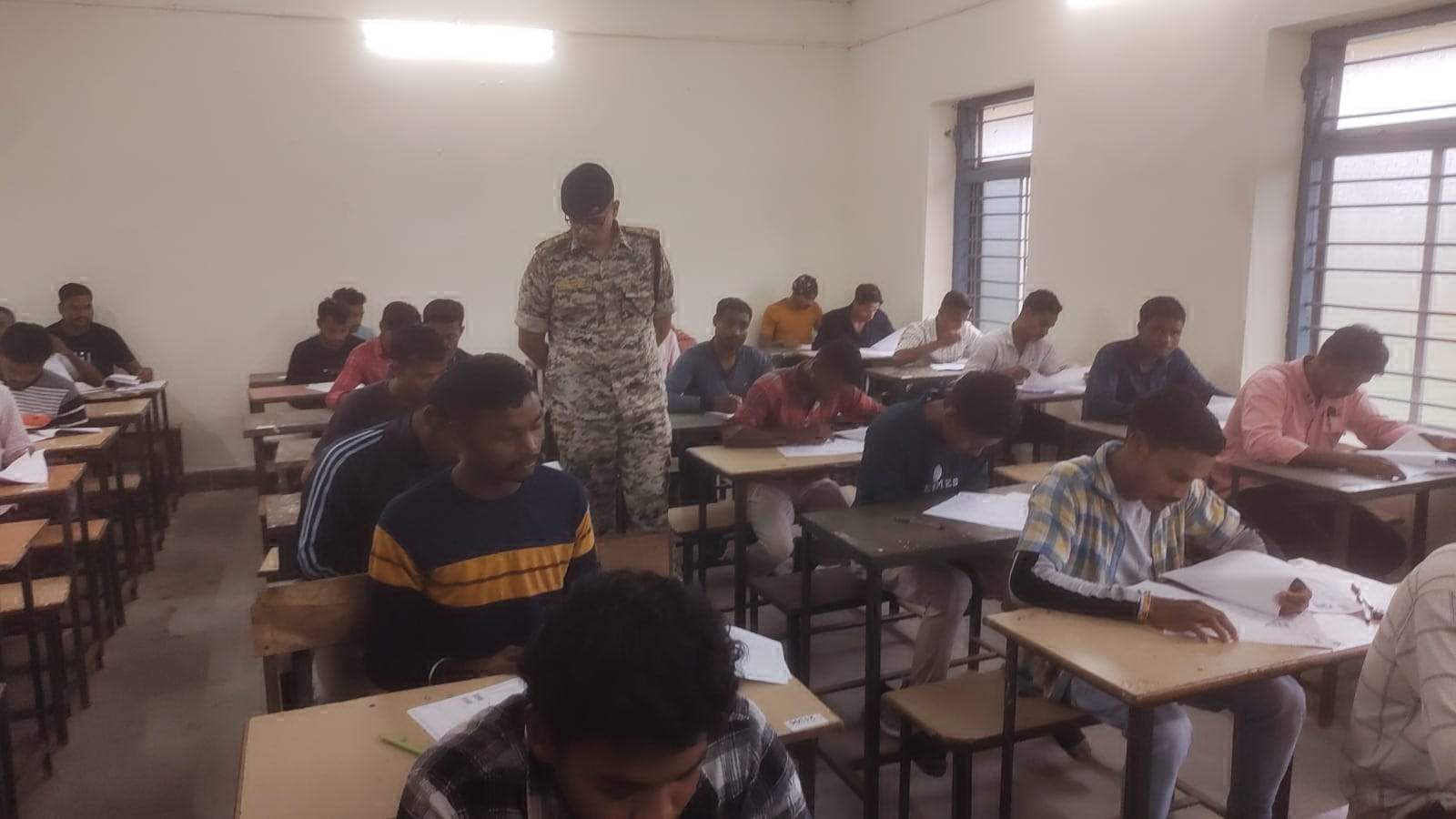 बस्तर फाइटर परीक्षा: शत प्रतिशत परीक्षार्थी हुए शामिल