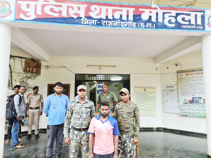 10 मवेशियों के साथ तस्कर पकड़ाया 10 मवेशियों के साथ तस्कर पकड़ाया