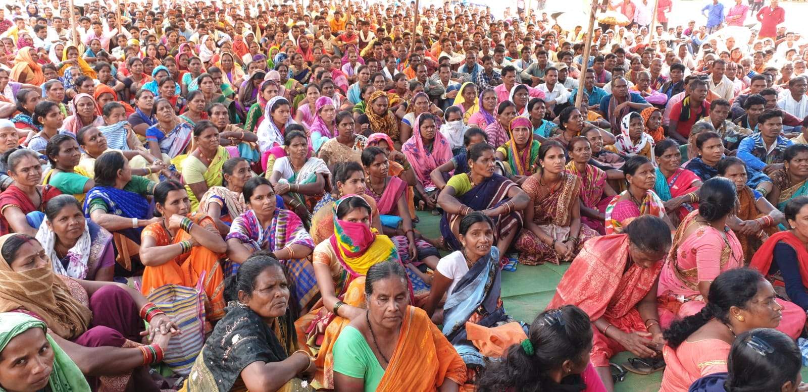 पांच माह से वेतन नहीं मिला, रसोइयों ने निकाली रैली, ज्ञापन सौंपा