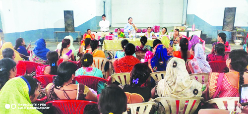 बिहान की महिलाओं का विधायक साहू ने किया सम्मान बिहान की महिलाओं का विधायक साहू ने किया सम्मान