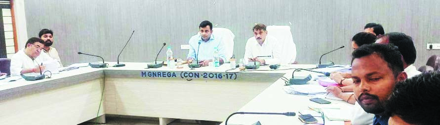 निर्माण कार्यों में तेजी लाने के दिए निर्देश निर्माण कार्यों में तेजी लाने के दिए निर्देश