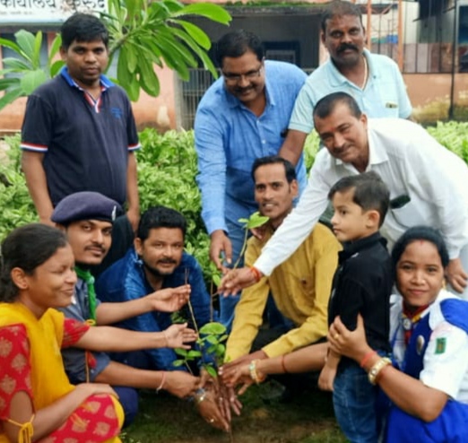 एक पौधा प्रकृति के नाम स्काउट्स की पहल