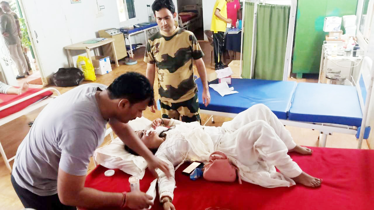 नारायणपुर से दुर्ग आ रही यात्री बस दुर्घटनाग्रस्त, दो महिलाएं घायल