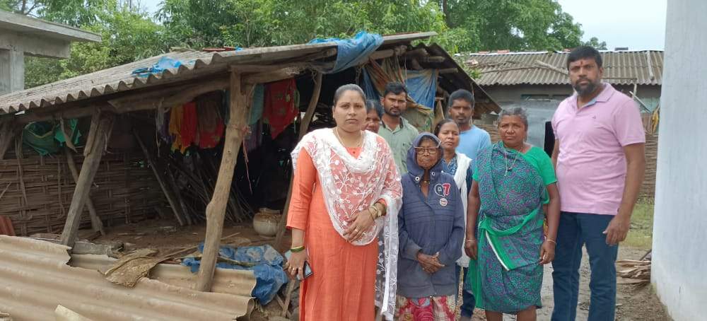 बारिश का सैलाब आया और 90 बरस की सीतम्मा का जीवन हो गया तबाह