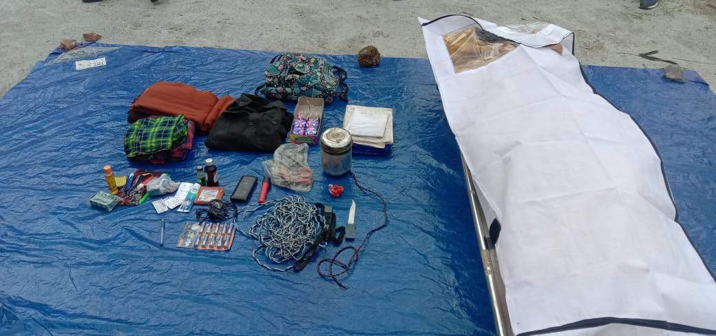 मुठभेड़ में ईनामी नक्सली ढेर, मिले घातक हथियार