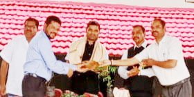 कारगिल विजय दिवस- पूर्व सैनिकों का सम्मान, शहिदों की याद में जले दीप