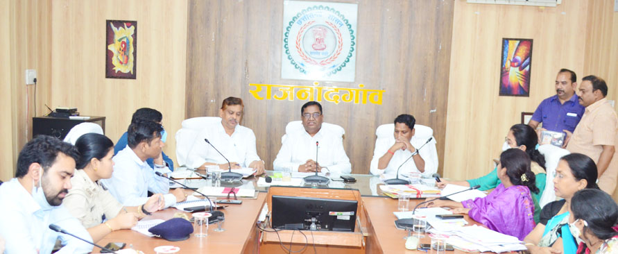 कोरोना टीकाकरण के लिए युद्ध स्तर पर करें काम