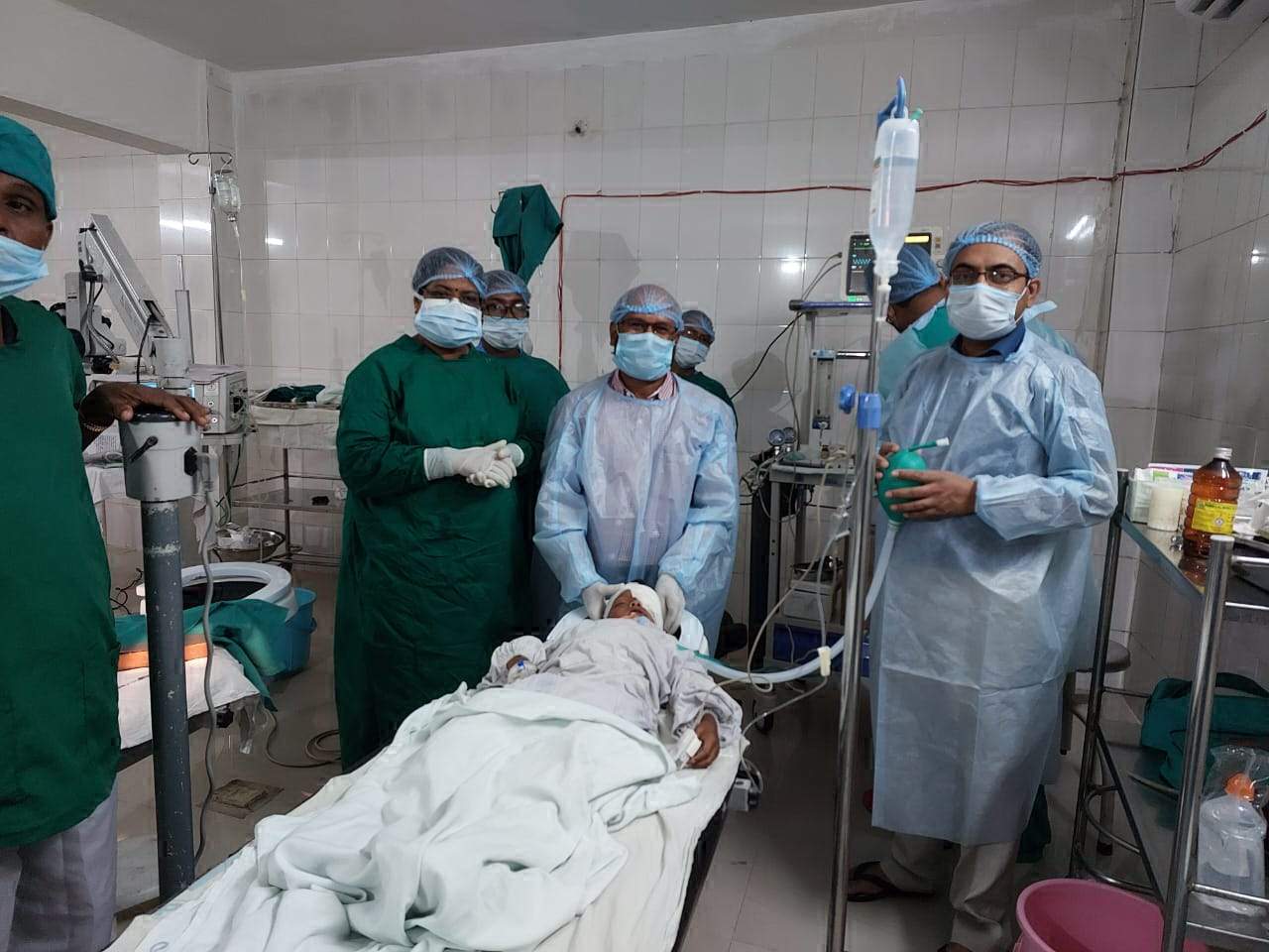 पहली बार 4 साल के बच्चे के मोतियाबिंद का सफल ऑपरेशन