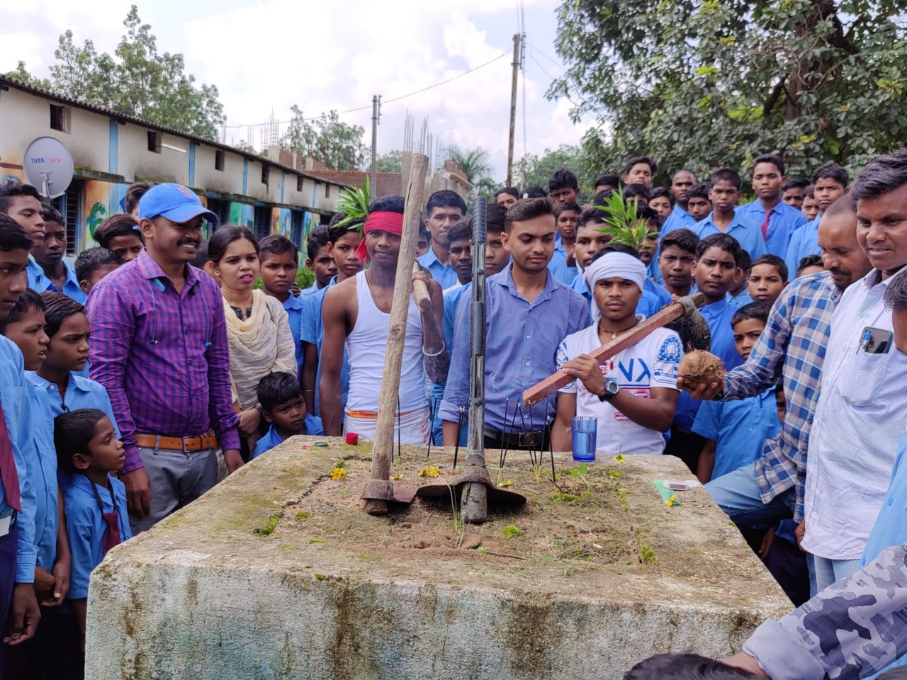 गौठानों में ग्रामीणों ने मनाई हरेली