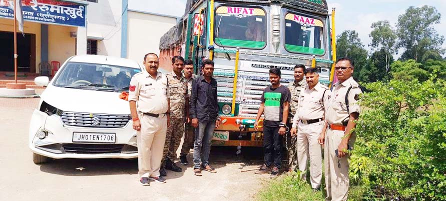 ट्रक ड्राइवर व खलासी को बंधक बनाकर लाखों की लूट