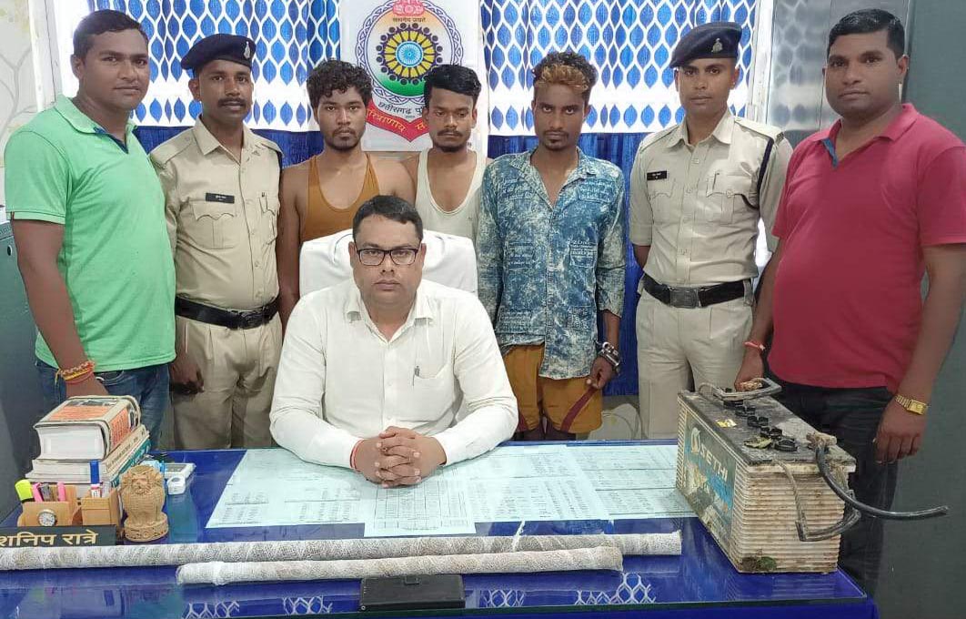 क्रशर चौकीदार पर प्राणघातक हमला,  3 गिरफ्तार