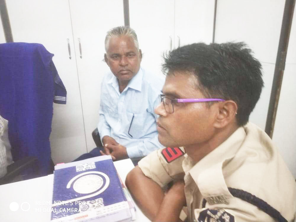 किसान से 50 हजार की उठाईगिरी