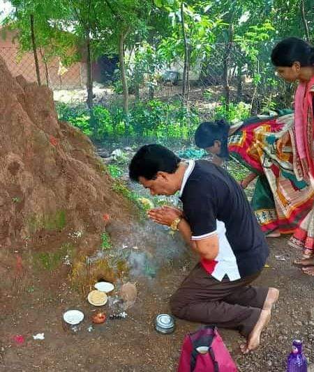  नागपंचमी पर पूजा-अर्चना