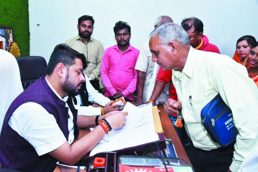 विधायक की पहल पर तांदुला से छोड़ा पानी विधायक की पहल पर तांदुला से छोड़ा पानी