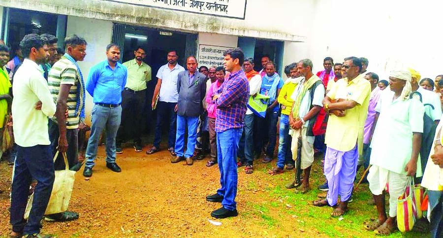 तहसीलदारों को प्रकरणों को जल्द निराकृत करने के निर्देश