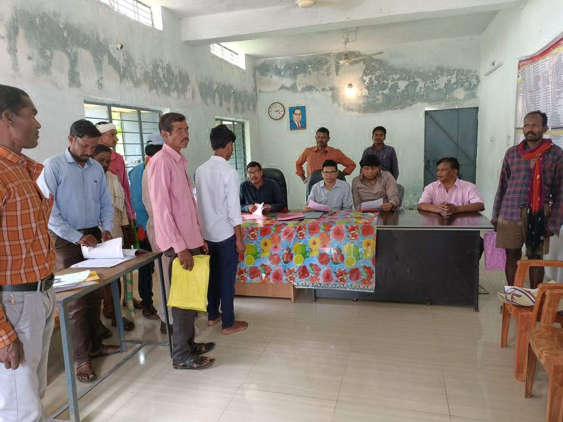 शिविर में विशेष पिछड़ी जनजाति के जाति प्रमाण पत्र बने
