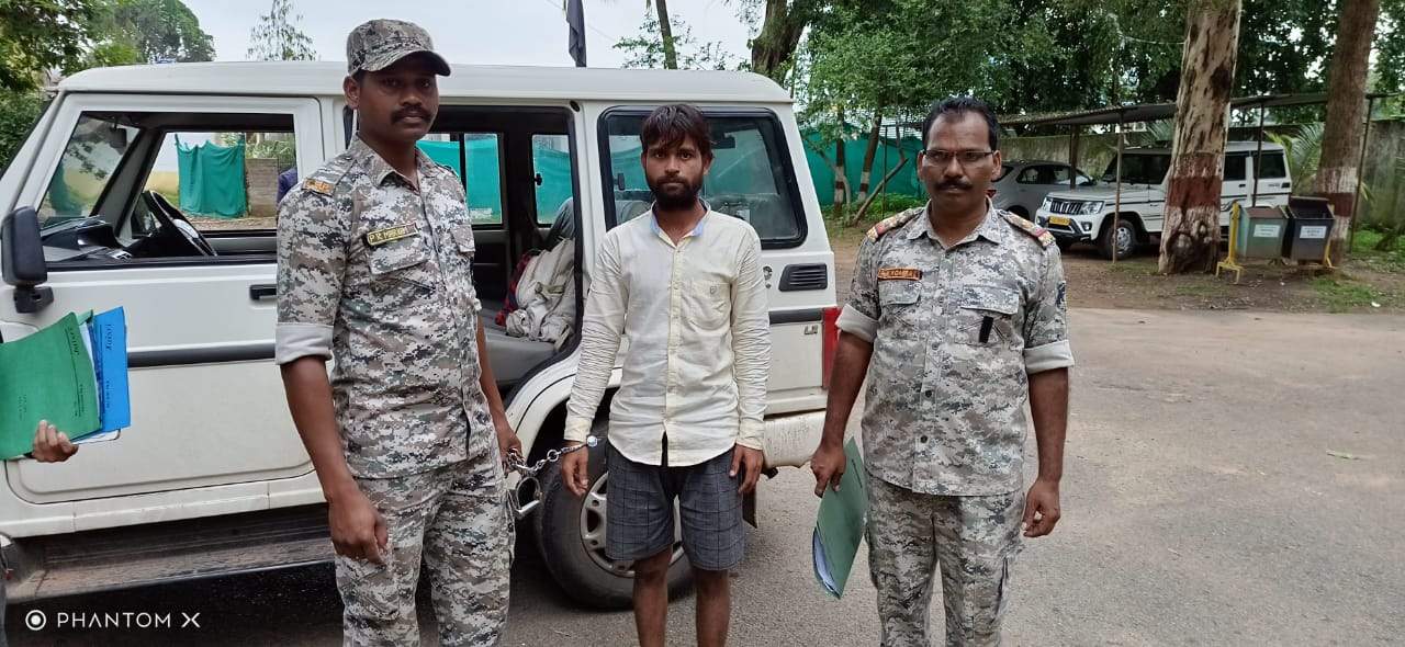 गांजा संग राजस्थान का आरोपी बंदी गांजा संग राजस्थान का आरोपी बंदी