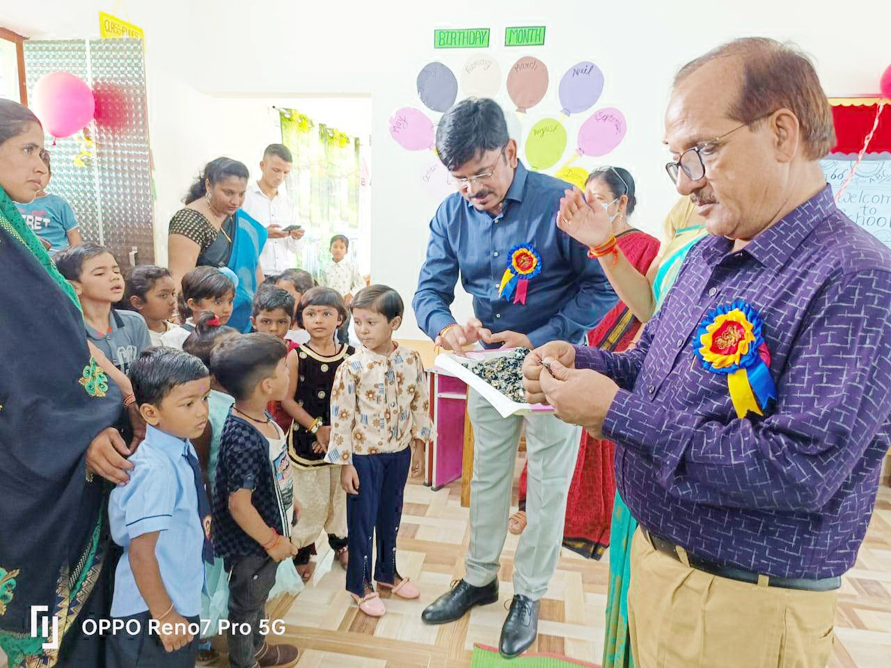 स्वामी आत्मानंद विद्यालय में नर्सरी की कक्षाएं प्रारंभ स्वामी आत्मानंद विद्यालय में नर्सरी की कक्षाएं प्रारंभ