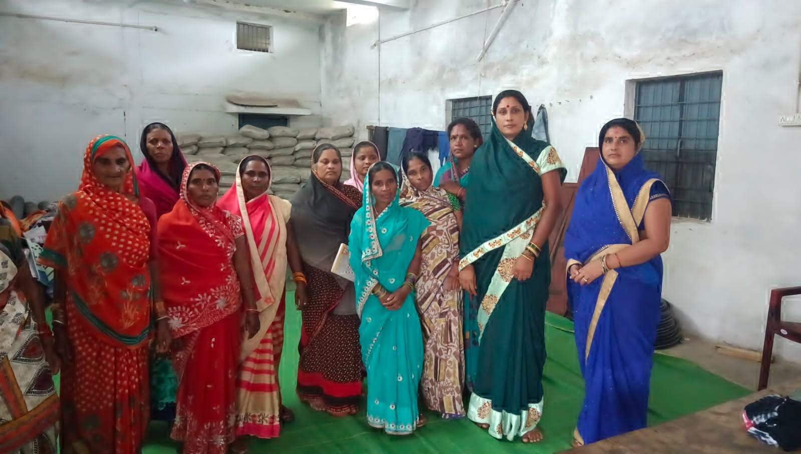 शराबबंदी के फैसले के बाद घुमका में एक और फैसला, अब महिलाएं भी करेंगी गांव का नेतृत्व शराबबंदी के फैसले के बाद घुमका में एक और फैसला, अब महिलाएं भी करेंगी गांव का नेतृत्व