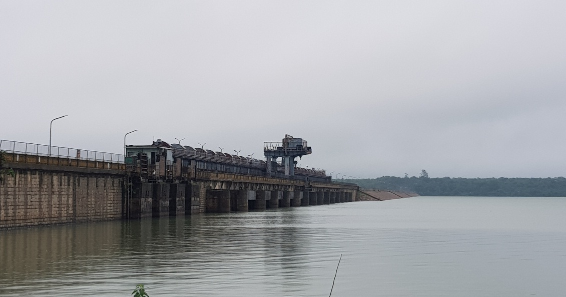 गंगरेल से 15 दिन में छोड़े गए 12 टीएमसी पानी, सिंचाई में दे चुके 2 टीएमसी