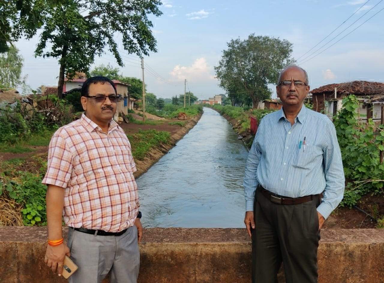 मुख्य अभियंता ने किया सिंचाई परियोजना का निरीक्षण मुख्य अभियंता ने किया सिंचाई परियोजना का निरीक्षण