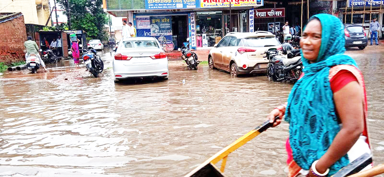 पानी निकासी की बेहतर व्यवस्था जरुरी -वोरा पानी निकासी की बेहतर व्यवस्था जरुरी -वोरा