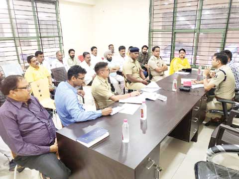 भाठागांव बस स्टैंड में 10 मिनट का ड्राप टाइम, उसके बाद पार्किंग शुल्क भाठागांव बस स्टैंड में 10 मिनट का ड्राप टाइम, उसके बाद पार्किंग शुल्क