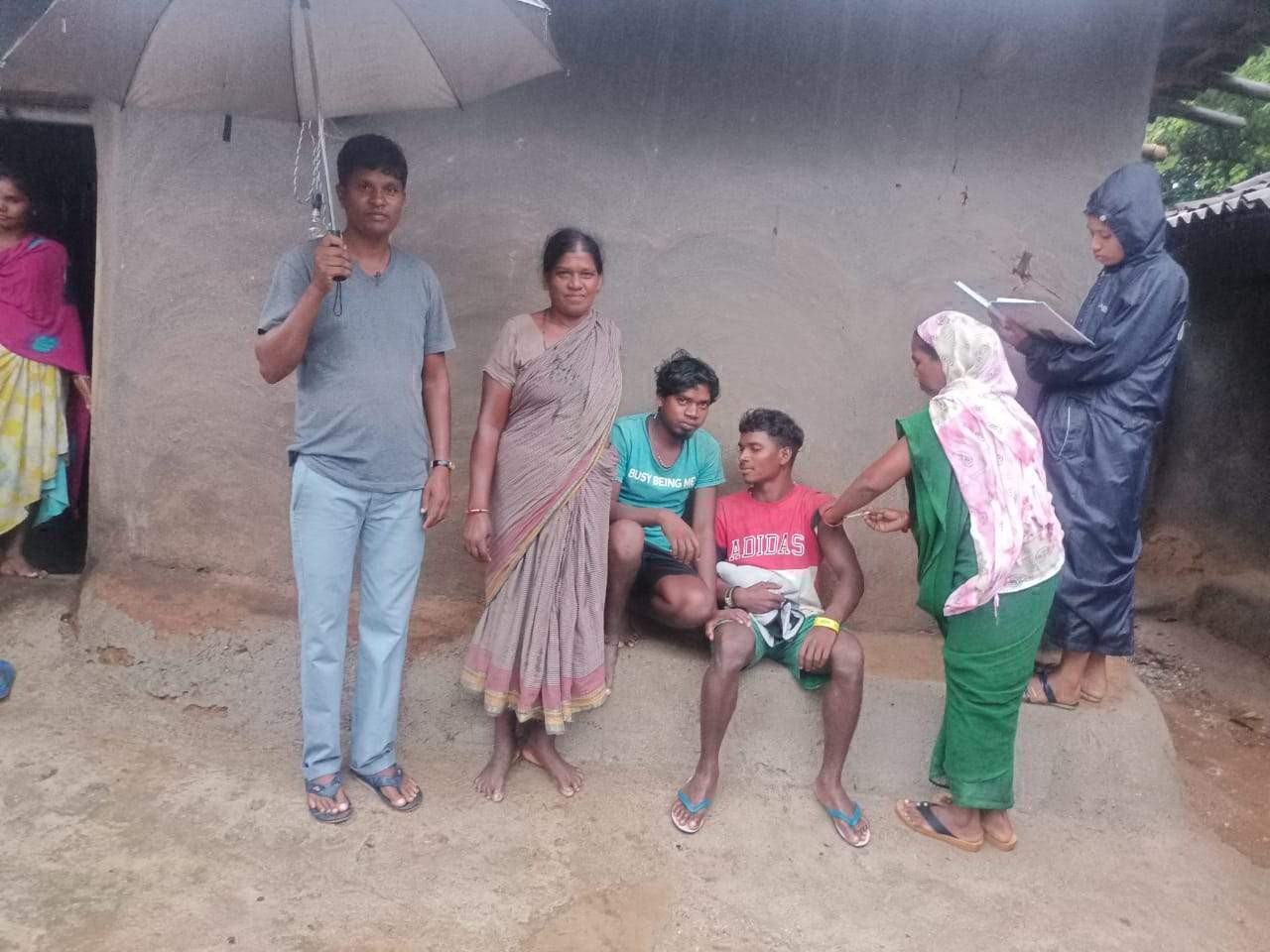 विशेष अभियान चलाकर लगाया जा रहा बूस्टर डोज