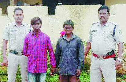 डंडे से पीटकर हत्या, 2 बंदी